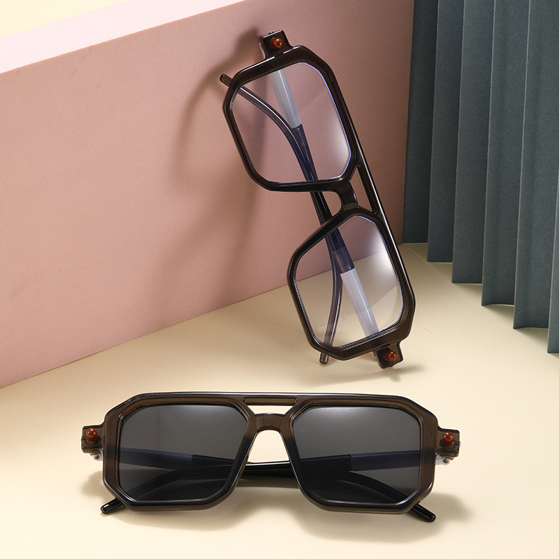 New large frame high-definition anti-blue light reading glasses for women, natural look young frame glasses