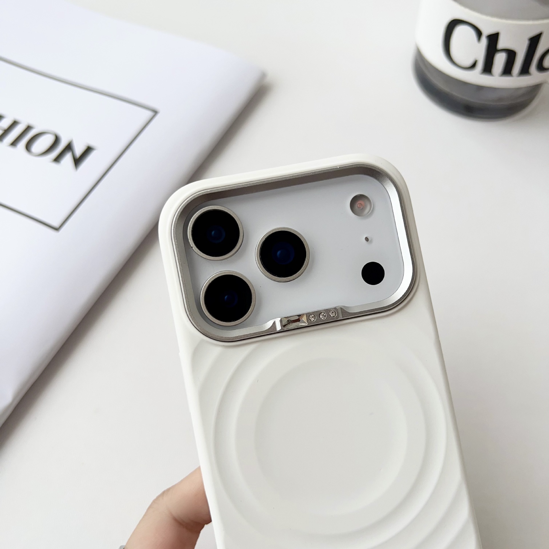 For iPhone 16 Diamond Lens Ripple Case Apple 16 Pro Max Built-in Magnetic Liquid Silicone Phone Case