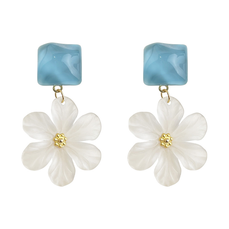 Summer new goddess elegant fresh sweet flower exaggerated earrings original design handmade earrings