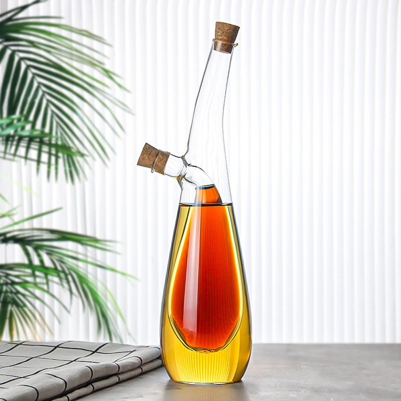 Oil vinegar bottle, sesame oil bottle, kitchen supplies, soy sauce sesame oil vinegar bottle, oil control bottle, heat-resistant glass oil bottle