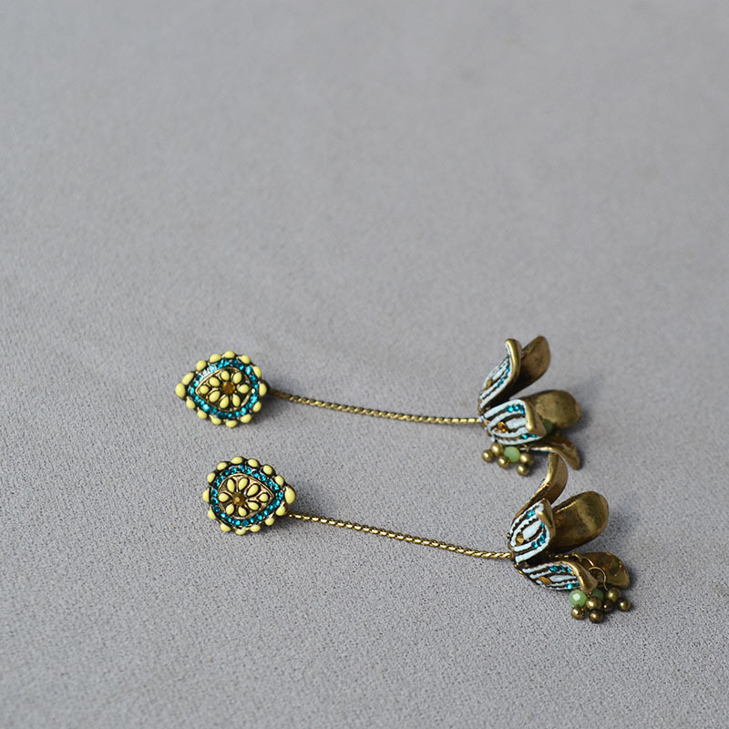 Zhong Restaurant Jiang Yan flower tassel ear studs for women, elegant bohemian niche earrings ear accessories