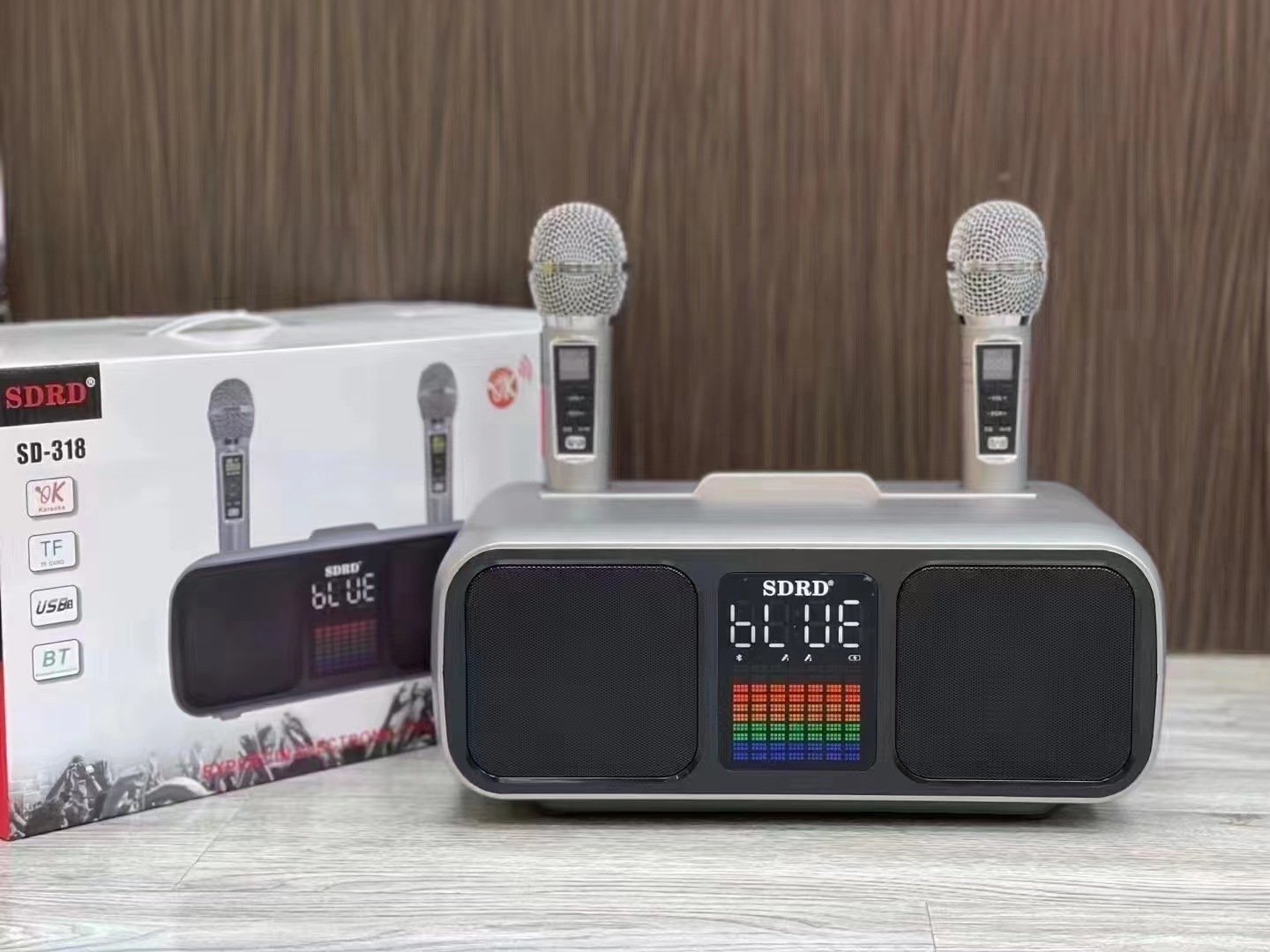 SD318 Wireless Bluetooth Speaker Dual Microphone Mobile TV KTV Singing Karaoke All-in-One Audio