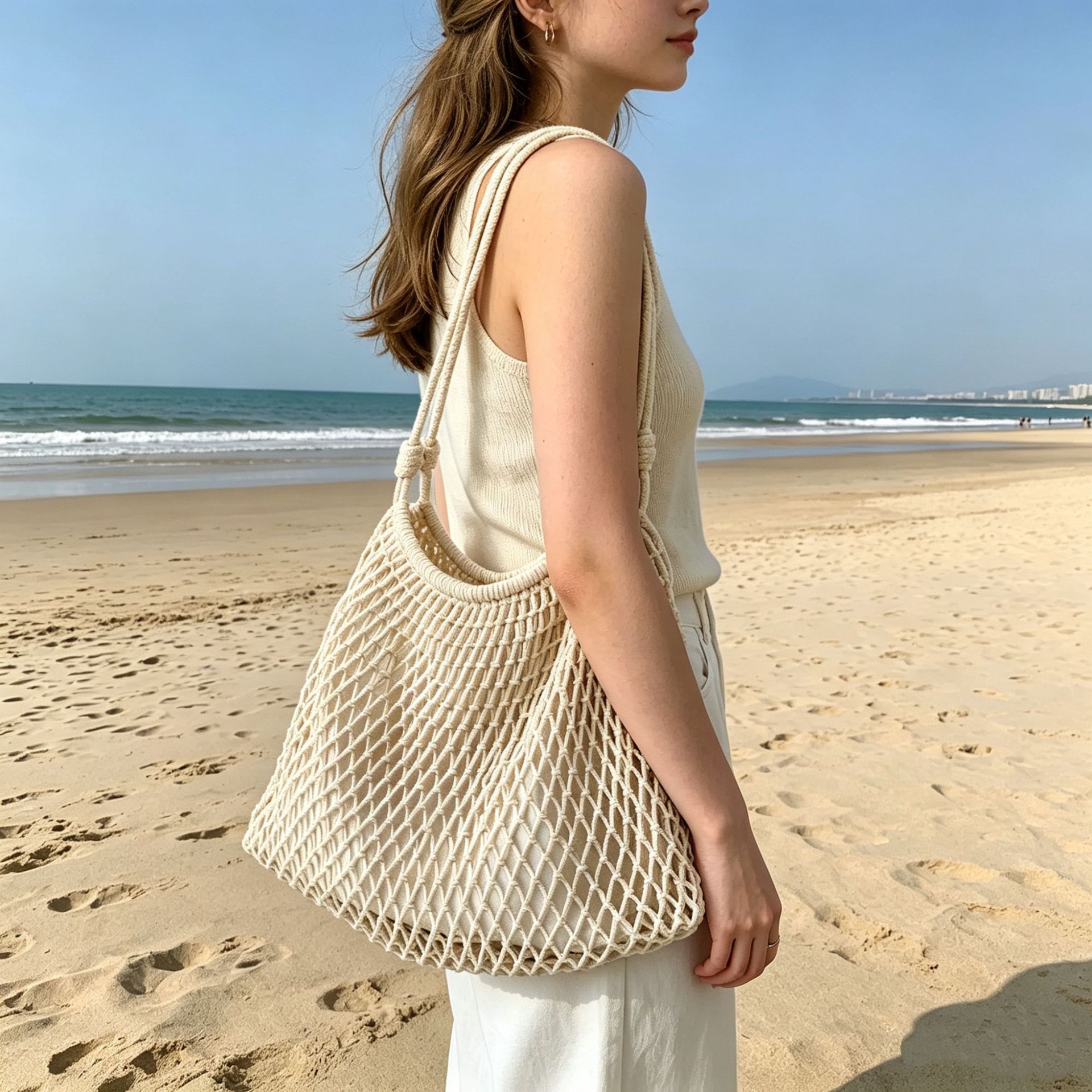 Hand-woven cotton fishing net bag, hollow mesh tote bag, large capacity tote bag, vacation style beach bag