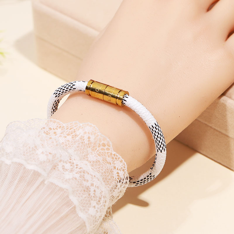 Vintage Pattern Leather Couple Rope Bracelet Stainless Steel Double Magnetic Bangle for Men and Women