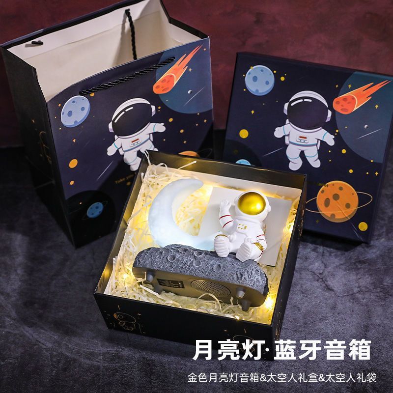 Moon astronaut glowing Bluetooth speaker new gift birthday gift spaceman audio gift bag