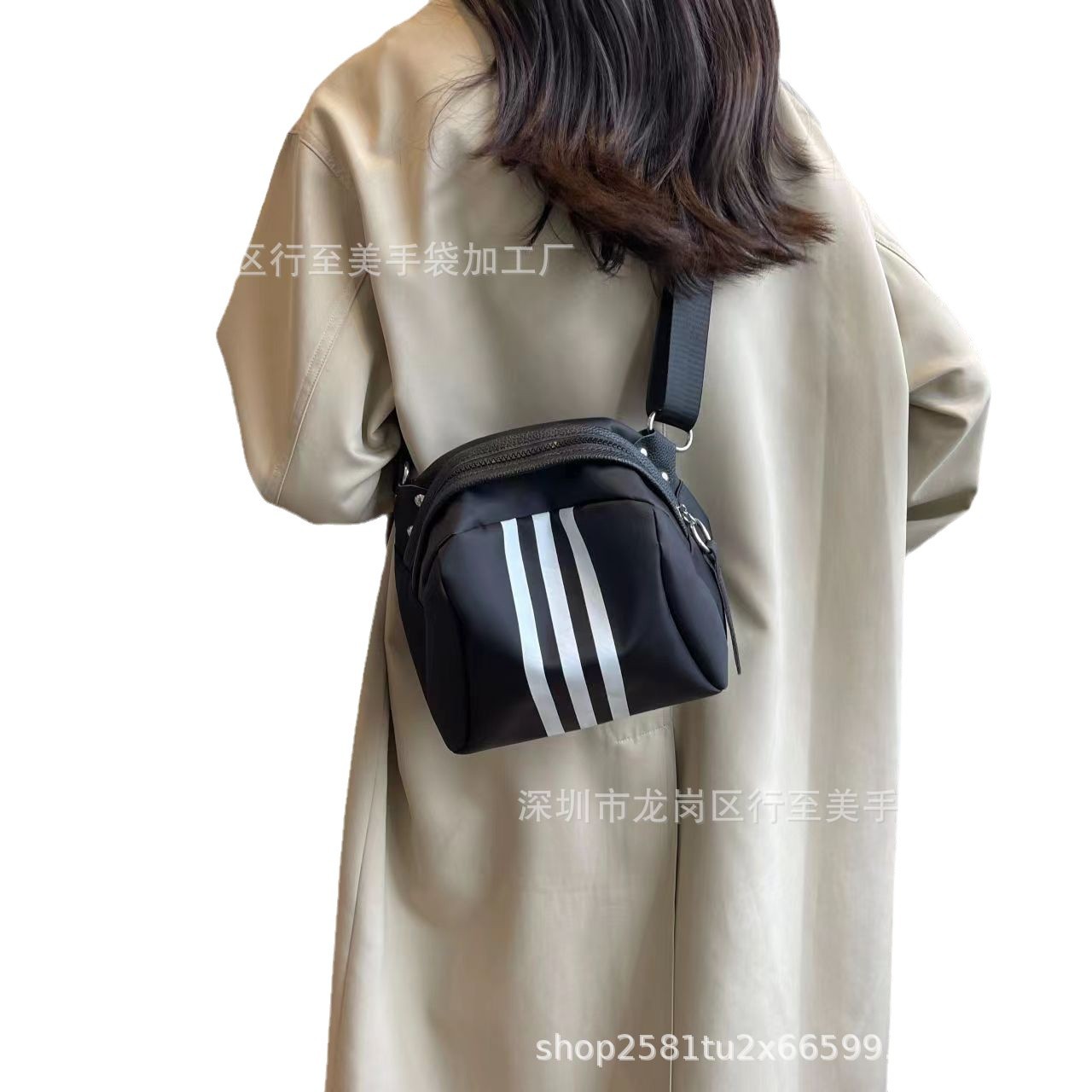 Support customization trendy small bag women new four seasons nylon wide strap crossbody bag bucket backpack