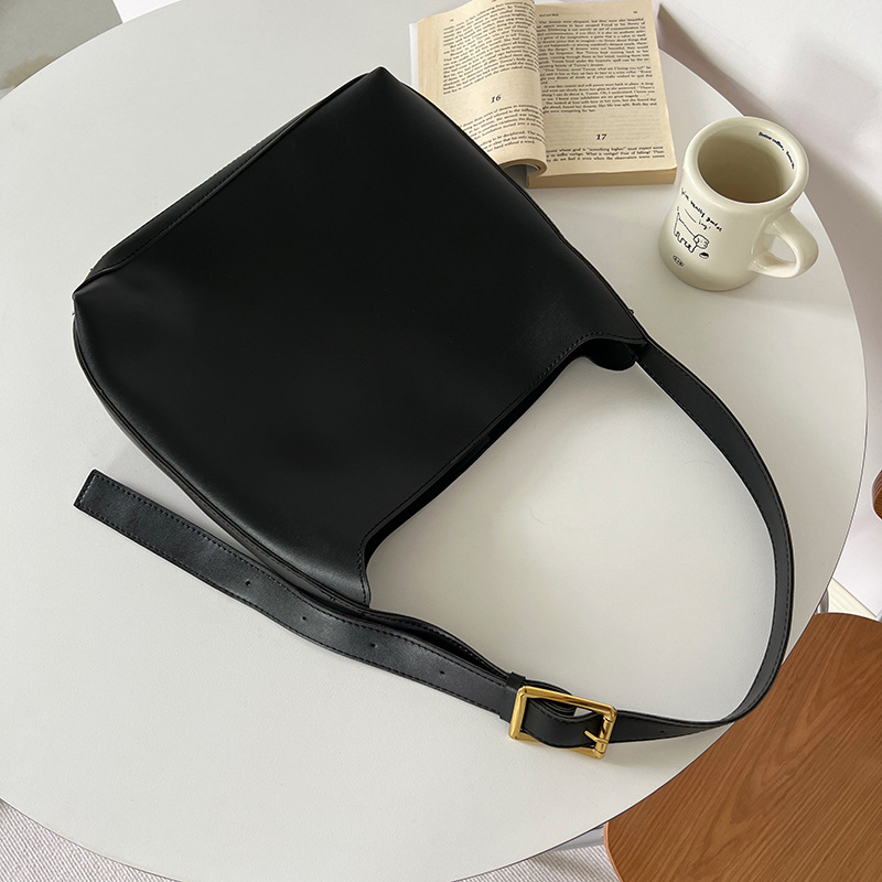 Large Capacity Bag for Women 2026 New Bucket Bag Single Shoulder Crossbody Tote Bag