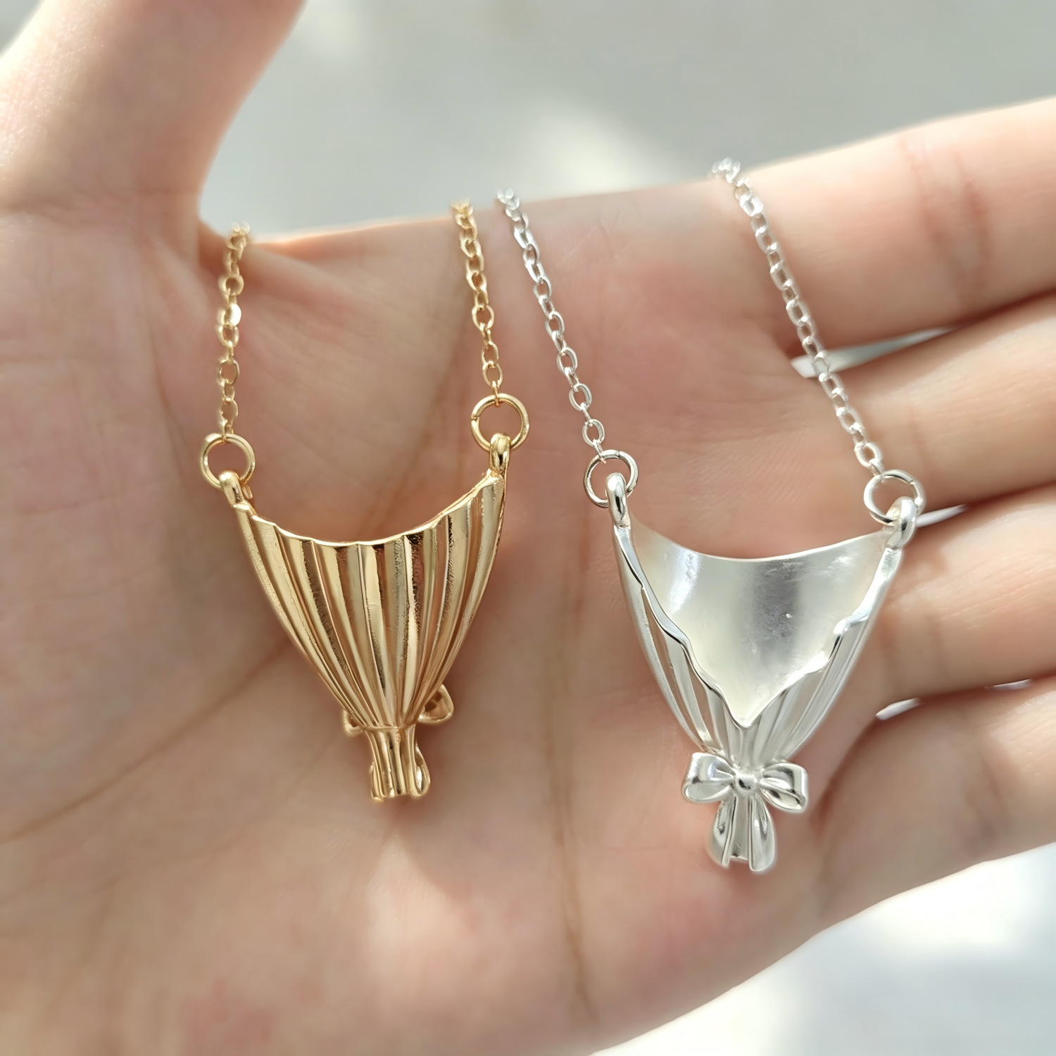 Independent Station Bouquet Bow Necklace Women Insertable Flower Collarbone Chain Neck Chain