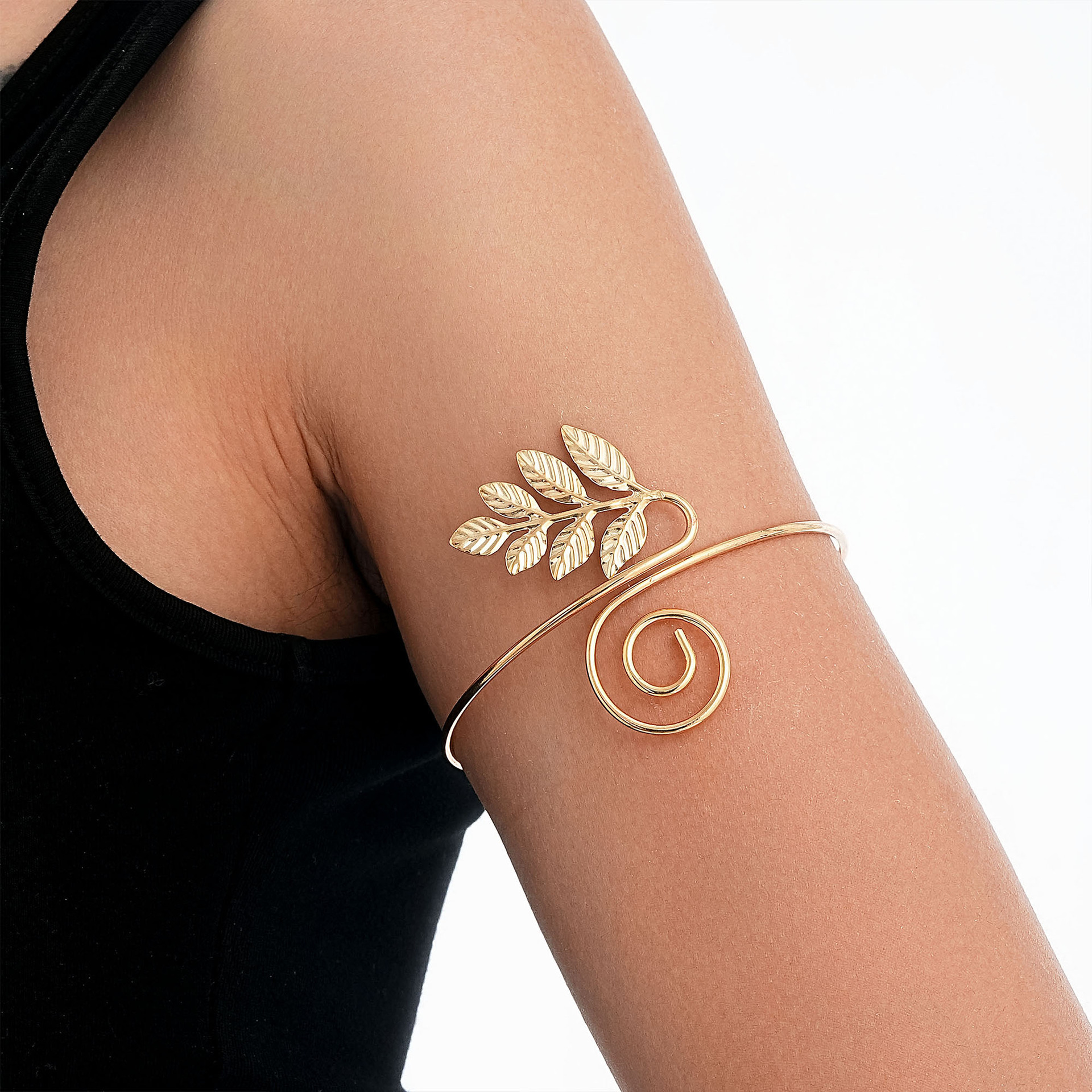 New Arm Bracelet Exaggerated Snake Leaf Flower Butterfly Starfish Bangle