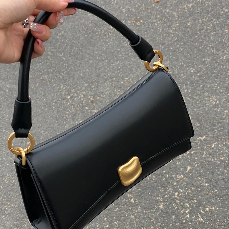Black Underarm Bag Women 2025 24 New Textured Niche Single Shoulder Handheld Small Square Bag Crossbody Portable
