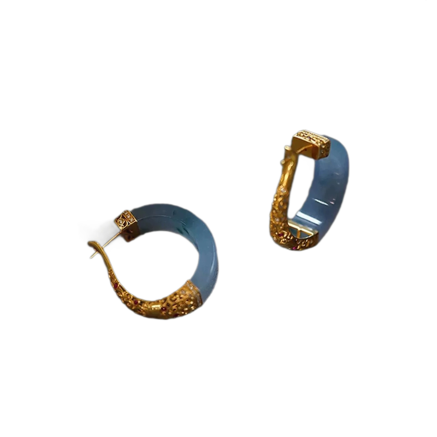 'Wandering in the Garden' Hollow Design U-Shaped Earrings Sky Blue Earrings