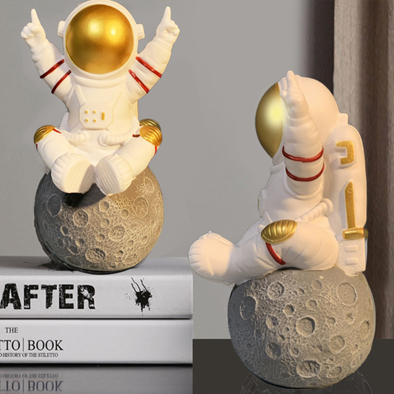 Astronaut Bluetooth speaker new gift cartoon birthday gift home ornament audio gift bag