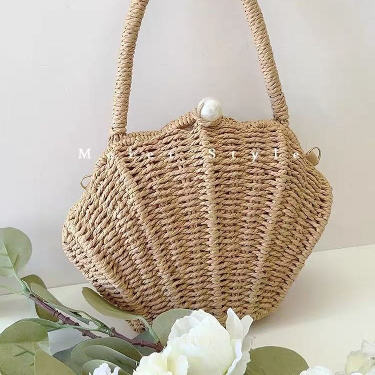 Hand-woven shell women's shoulder bag crossbody bag small fresh pearl bag straw woven bag