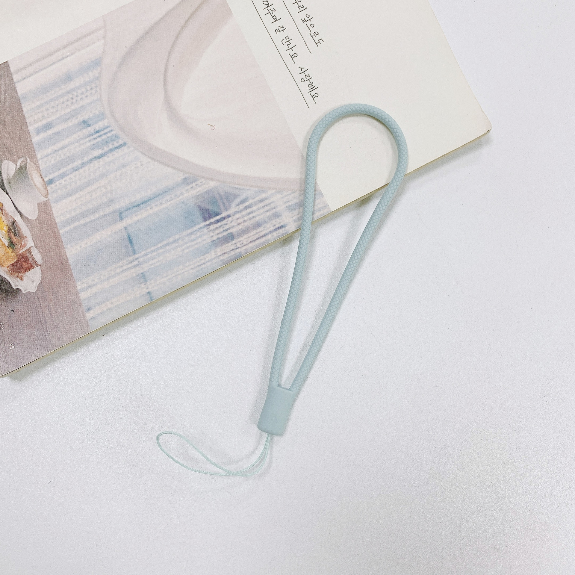Braided Silicone Lanyard Short Wrist Lanyard Hand Warmer Small Fan Humidifier Speaker USB Drive Phone Pendant