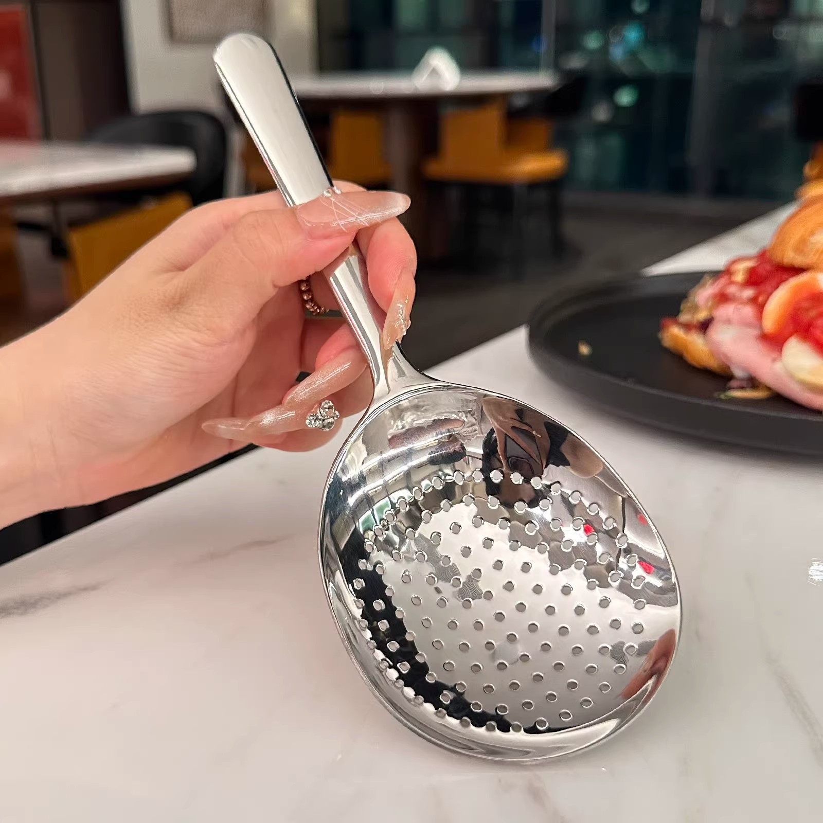 201 Stainless Steel Spoon Short Handle Large Round Spoon Kitchen Serving Spoon Household Soup Spoon Slotted Spoon Rice Spoon Large Head Soup Slotted Spoon