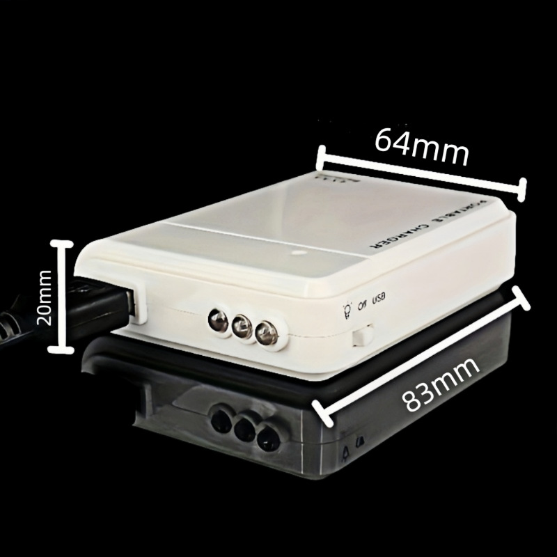 Backup 4AA slide cover emergency charger portable 4x 5号 dry battery with LED light phone charging mobile power bank