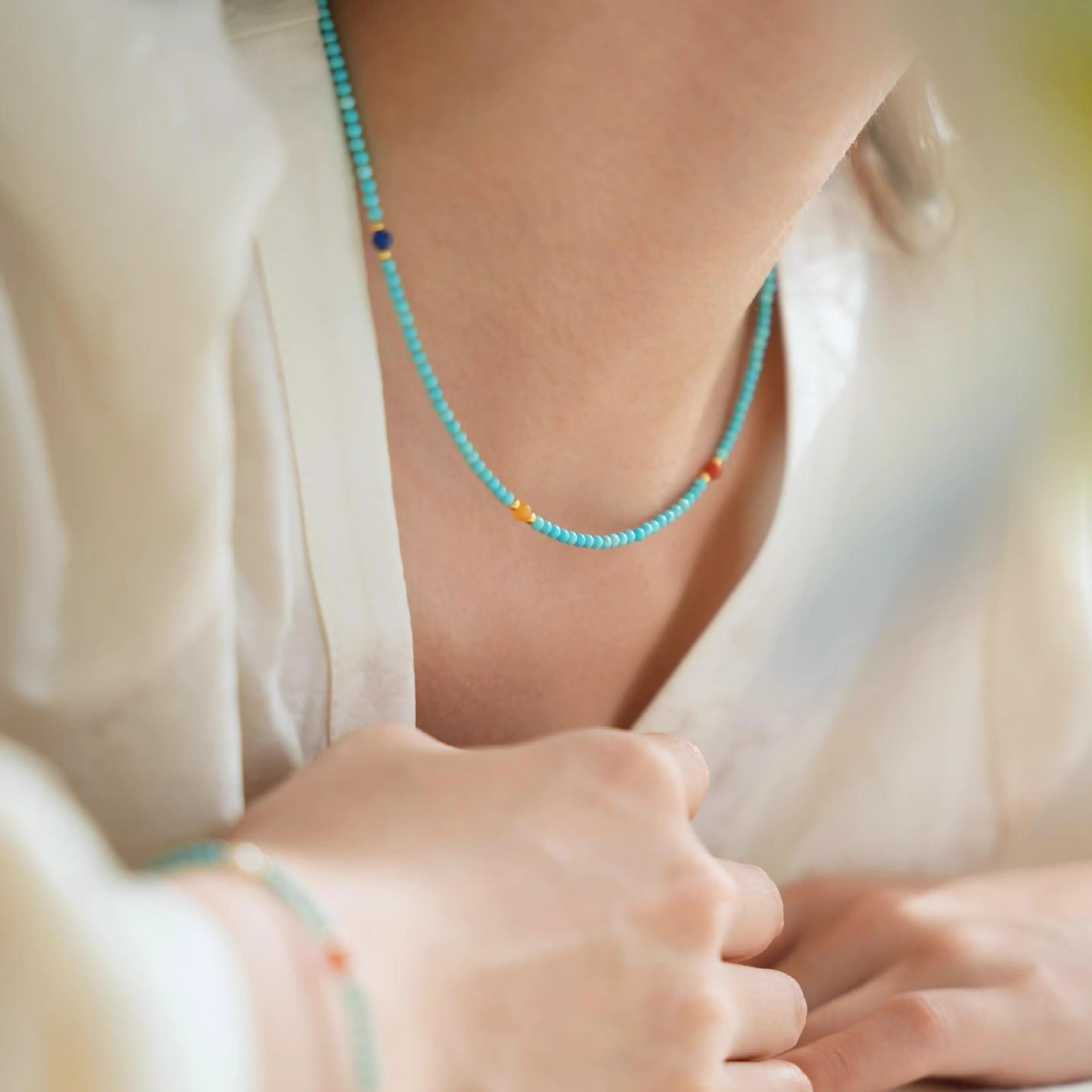 Original new Chinese-style natural blue turquoise and red agate multi-gem necklace, collarbone chain, gift for friends