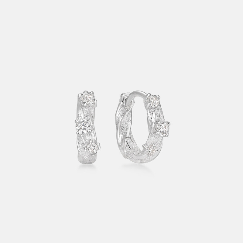 Silver Matte Twist Diamond Ear Cuff INS Sweet Cool Distorted Mobius Earring New for Women