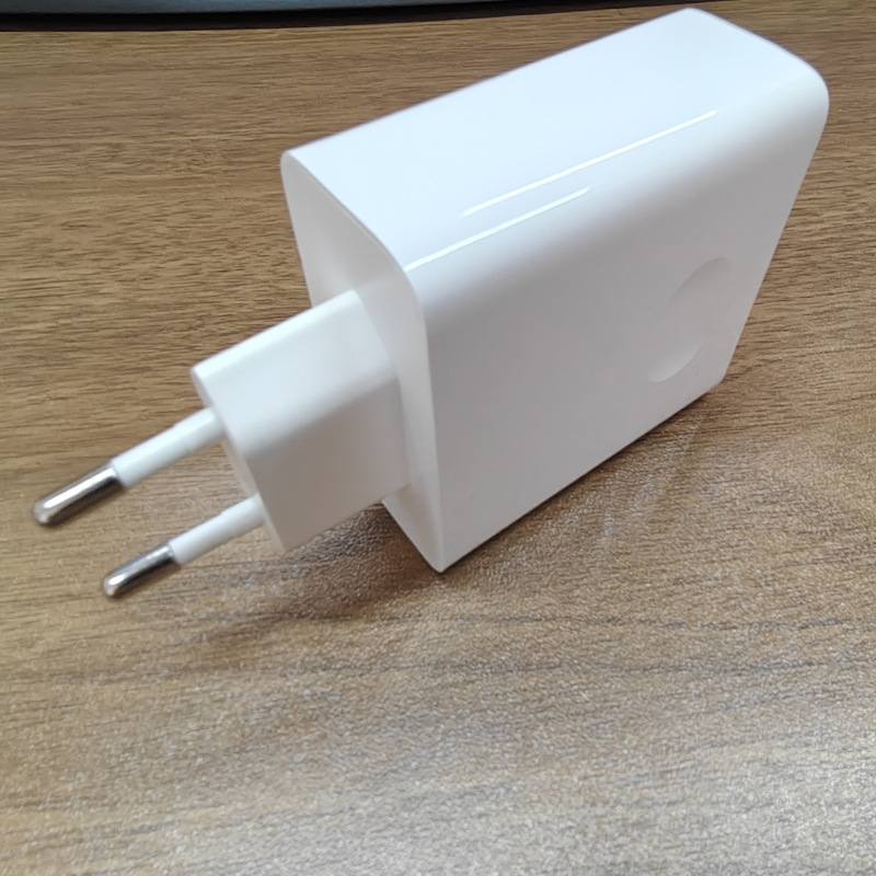 Drone PD protocol charger notebook 65 90 100W fast charging UK standard charging head