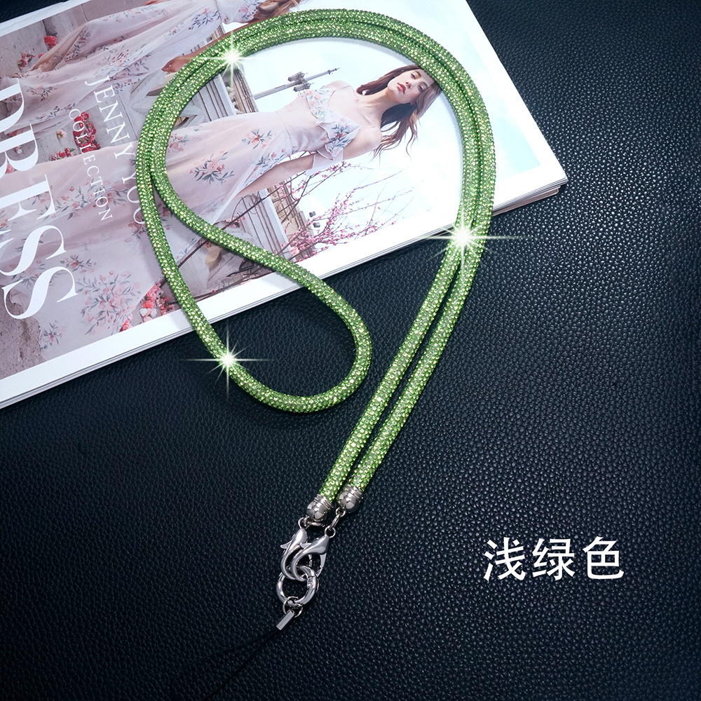 浅绿色