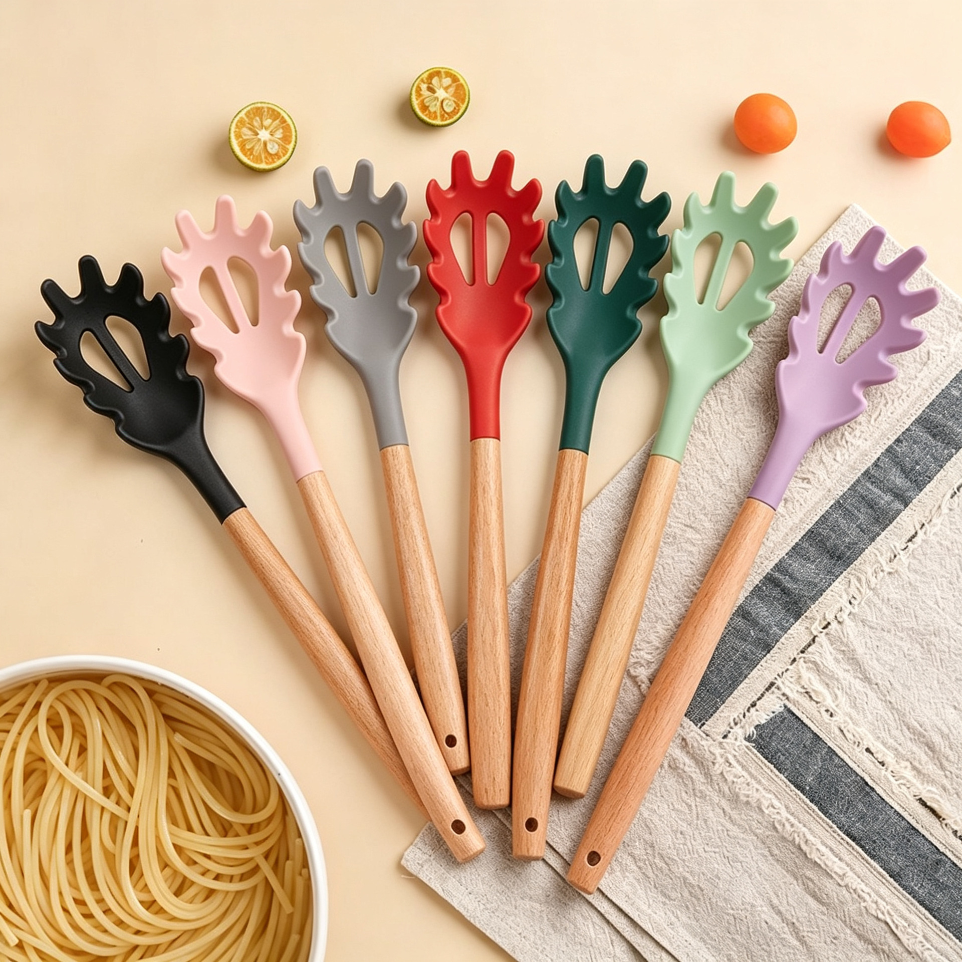 Wood handle silicone kitchen tool 12-piece set with storage bucket, food-grade high-temperature resistant, non-stick pan specific kitchen tools