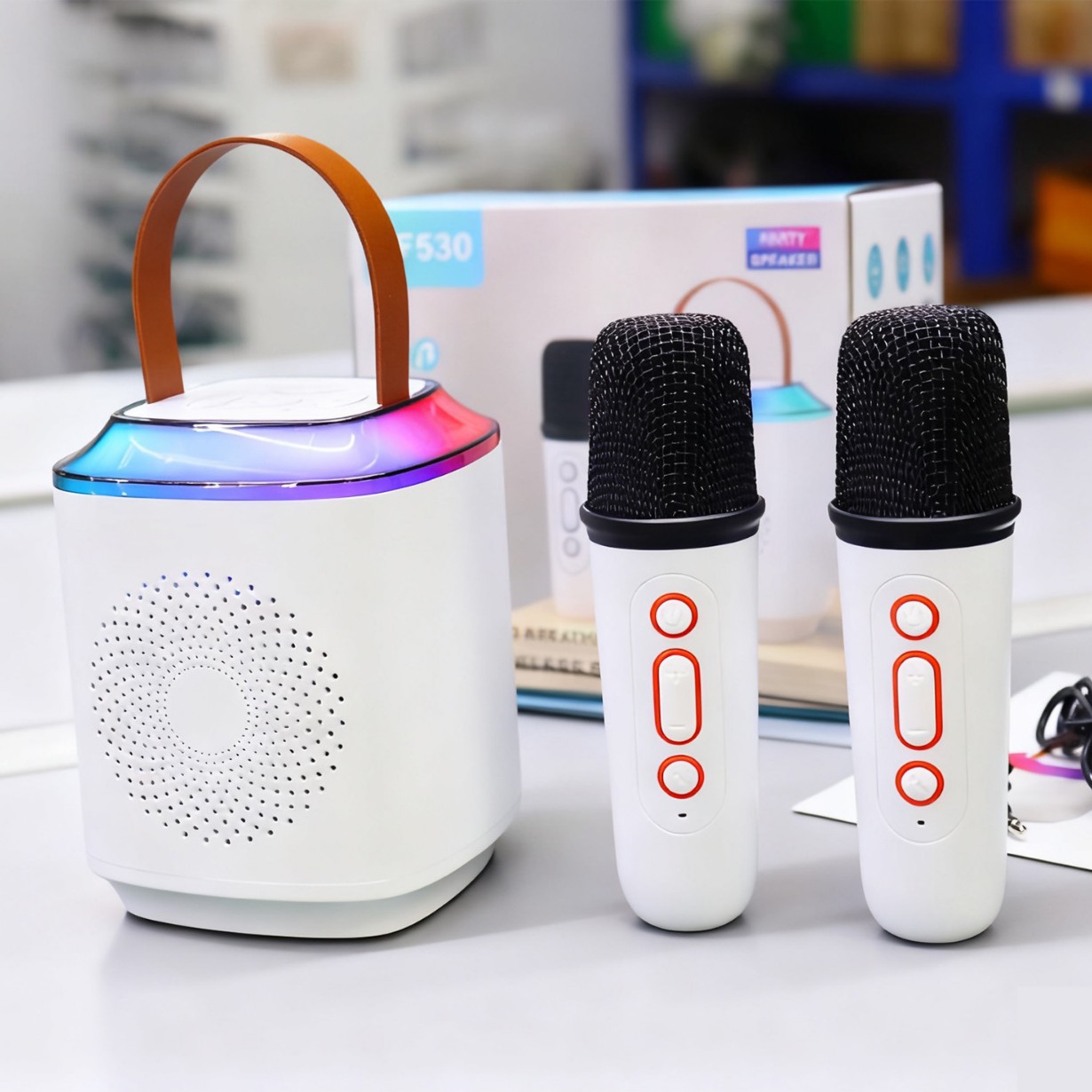 Private Mold K Song Speaker Microphone All-in-One Portable Audio Wireless Bluetooth Karaoke Children Gift