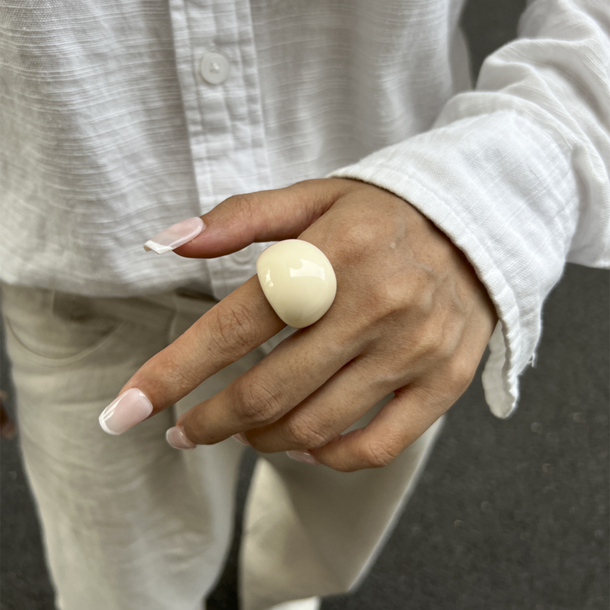 Exaggerated candy color acrylic plain circle ring exaggerated geometric ring hand ornament for women