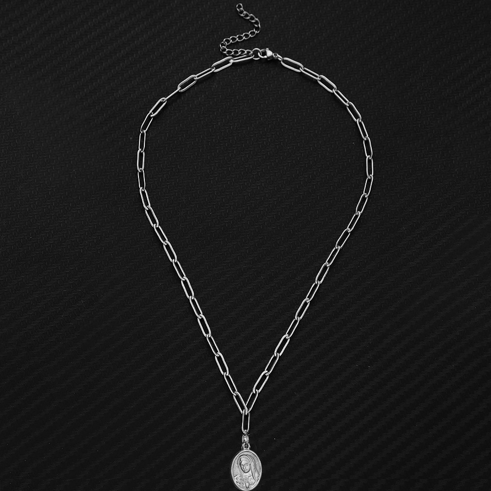 Minimalist versatile stainless steel paperclip necklace with figure round pendant double-layer necklace