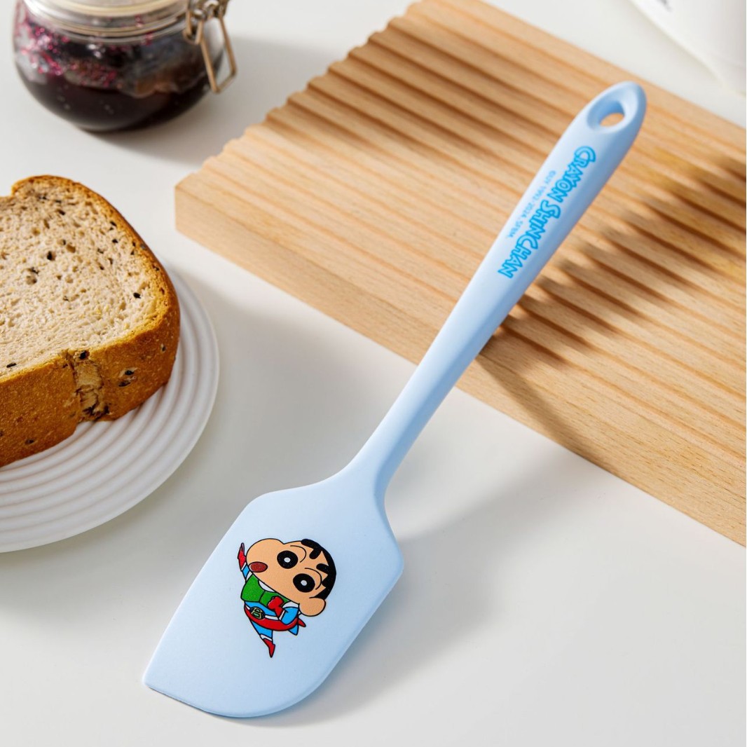 Crayon Shin-chan Spatula Official Silicone Spatula Household One-Piece Baking Cake Cartoon Stirring Scraper