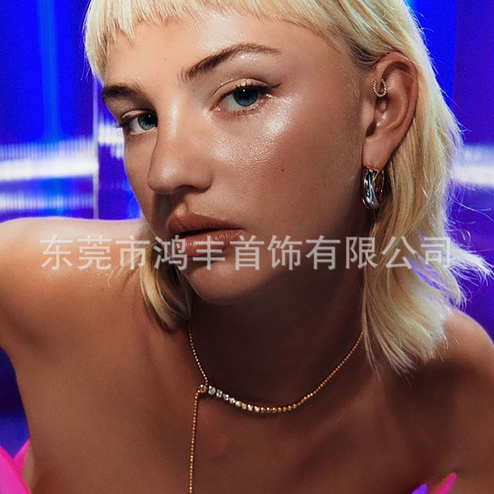 Dilireba two-color earring with electroplated accessories, contrasting color circle earrings for women
