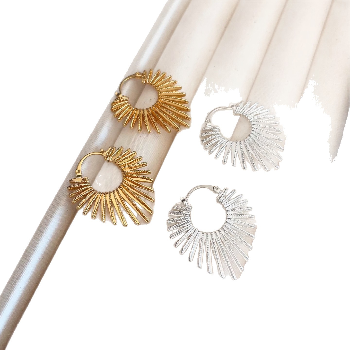 Line Heart Ear Cuff Real Gold Electroplated Exaggerated Sunflower Earrings
