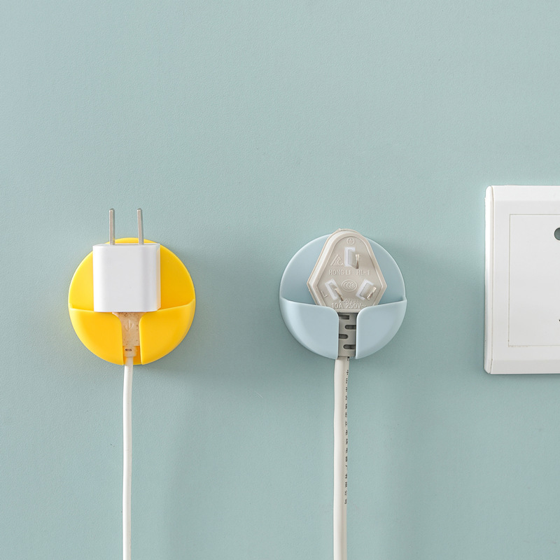 Smiley Face Plug Hook No-Drill Plug Fixer Data Cable Charger Power Plug Socket Hook