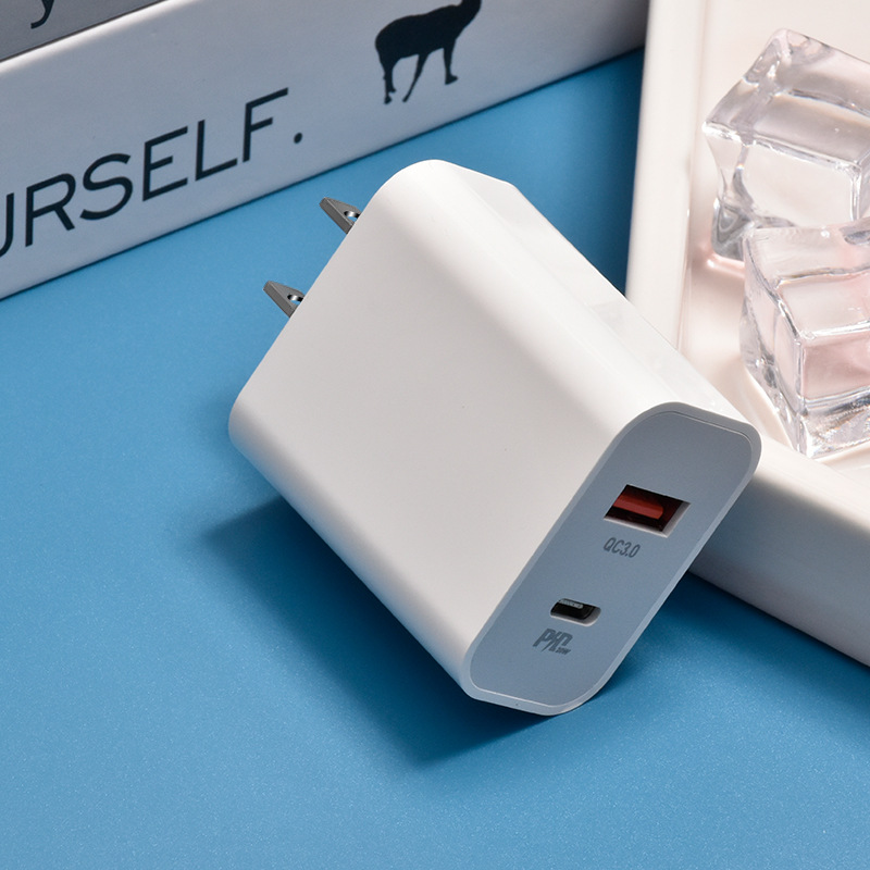 PD30W charger, suitable for Apple 14, Huawei, Samsung PPS tablet fast charging, portable travel charger head
