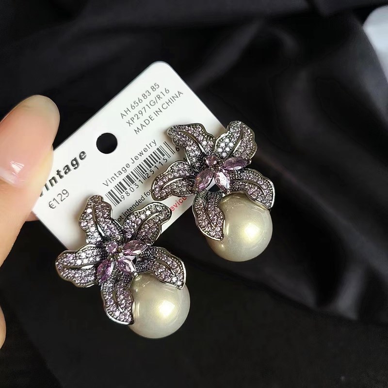 Silver Needle New Super Sparkling Full Diamond Lily Ear Studs Women Pearl Earrings Ear Drops