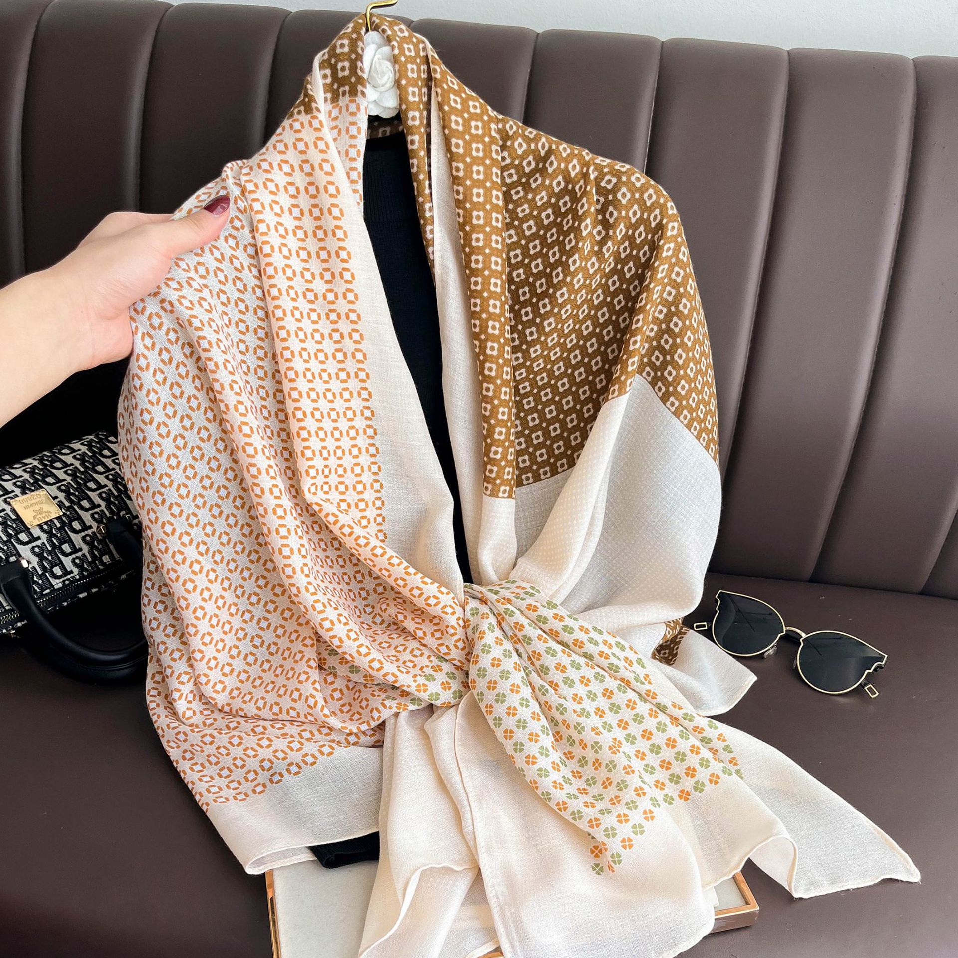 Scarf, thin gauze scarf, cotton-linen scarf for women, autumn and winter long gauze scarf, summer sunscreen shawl dual-use