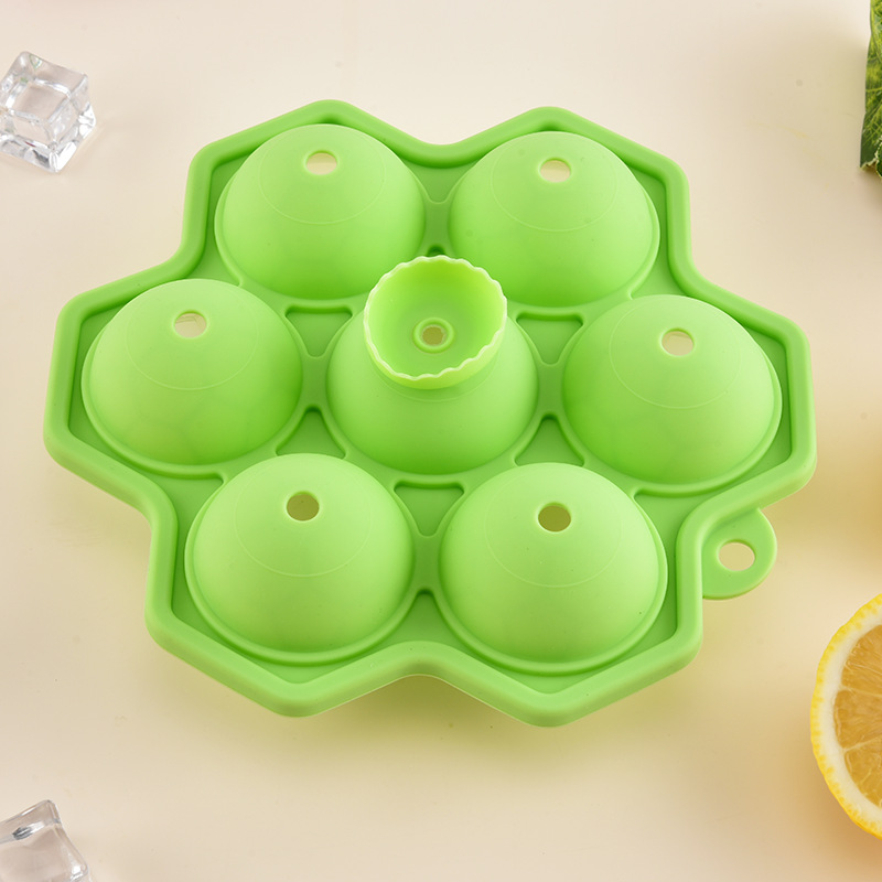 Round 7-hole silicone ice cube mold ice ball whiskey ice ball mold refrigerator ice cube tray