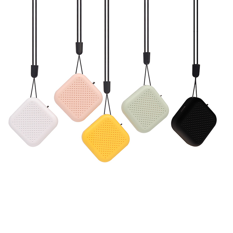 Portable neck-worn air purifier mini negative ion personal necklace wearable remove second-hand smoke new product