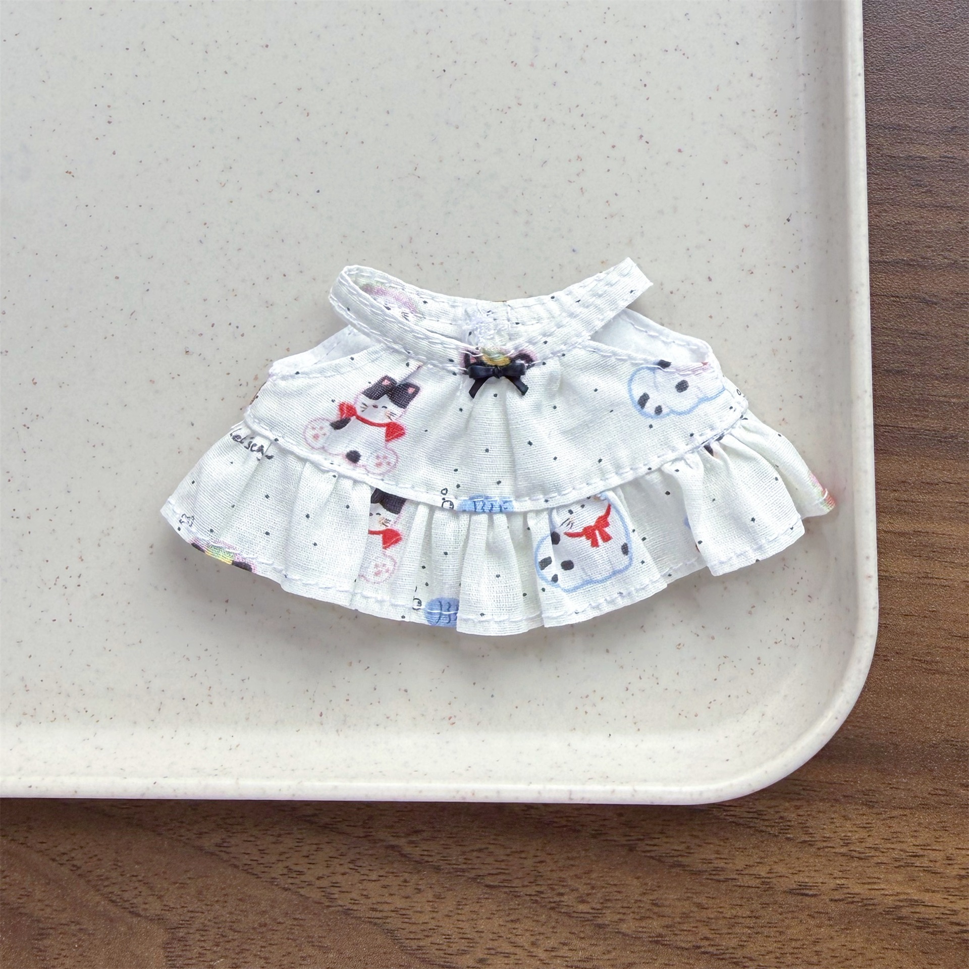 13cm Hello Kitty skirt labubu crying baby pleated ruffled dress 10cm doll clothes accessories