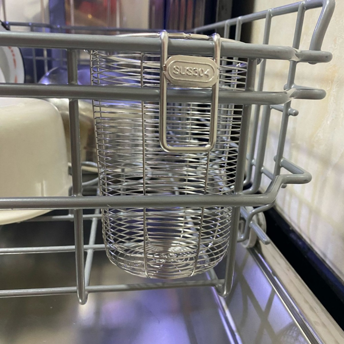 304 stainless steel colander, household kitchen hot pot cup deepened mesh strainer, dedicated filter mesh with hook, meat rinsing spoon