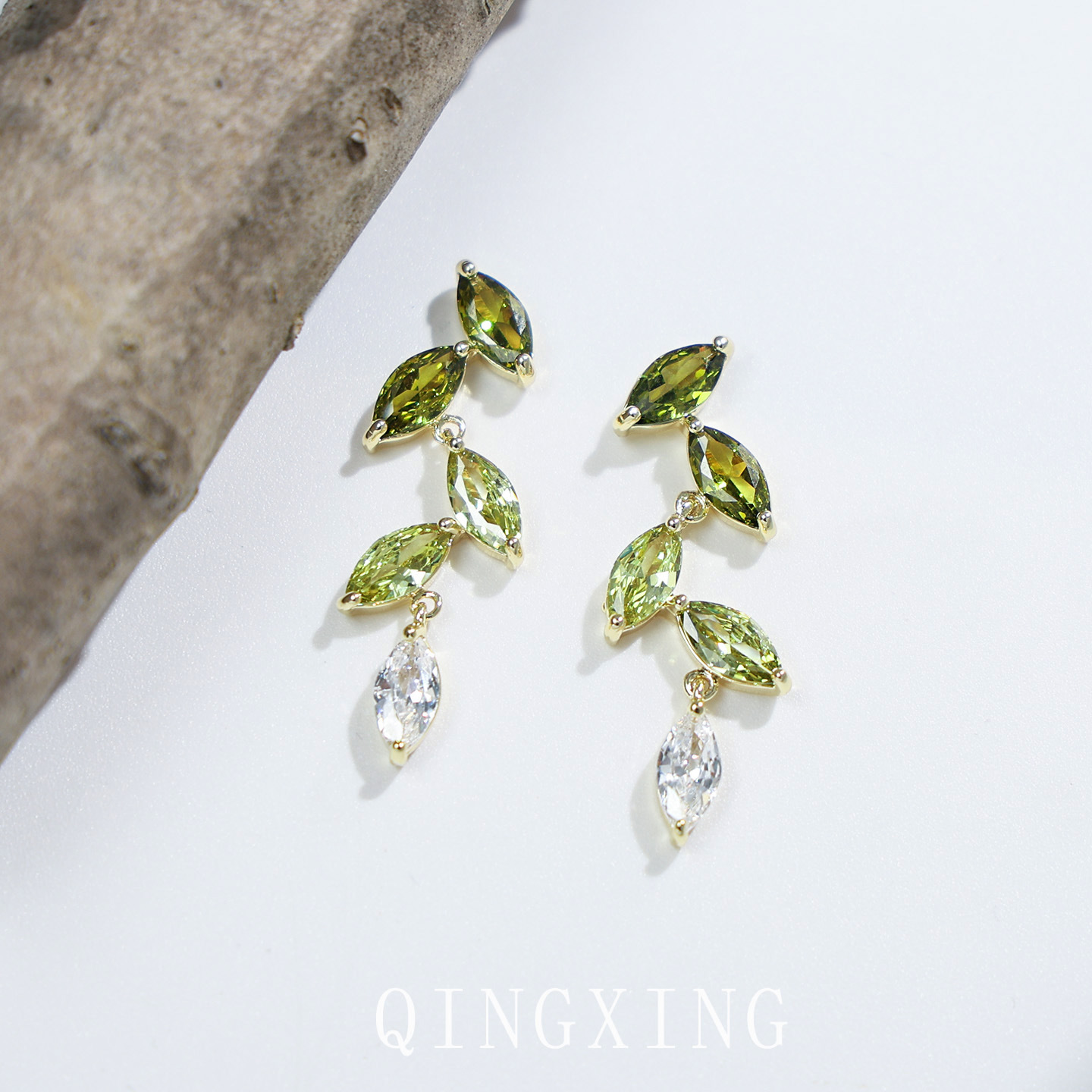 Forest Style Fresh Olive Green Gradient Zirconia Leaf Earrings Exquisite Women's Ear Jewelry