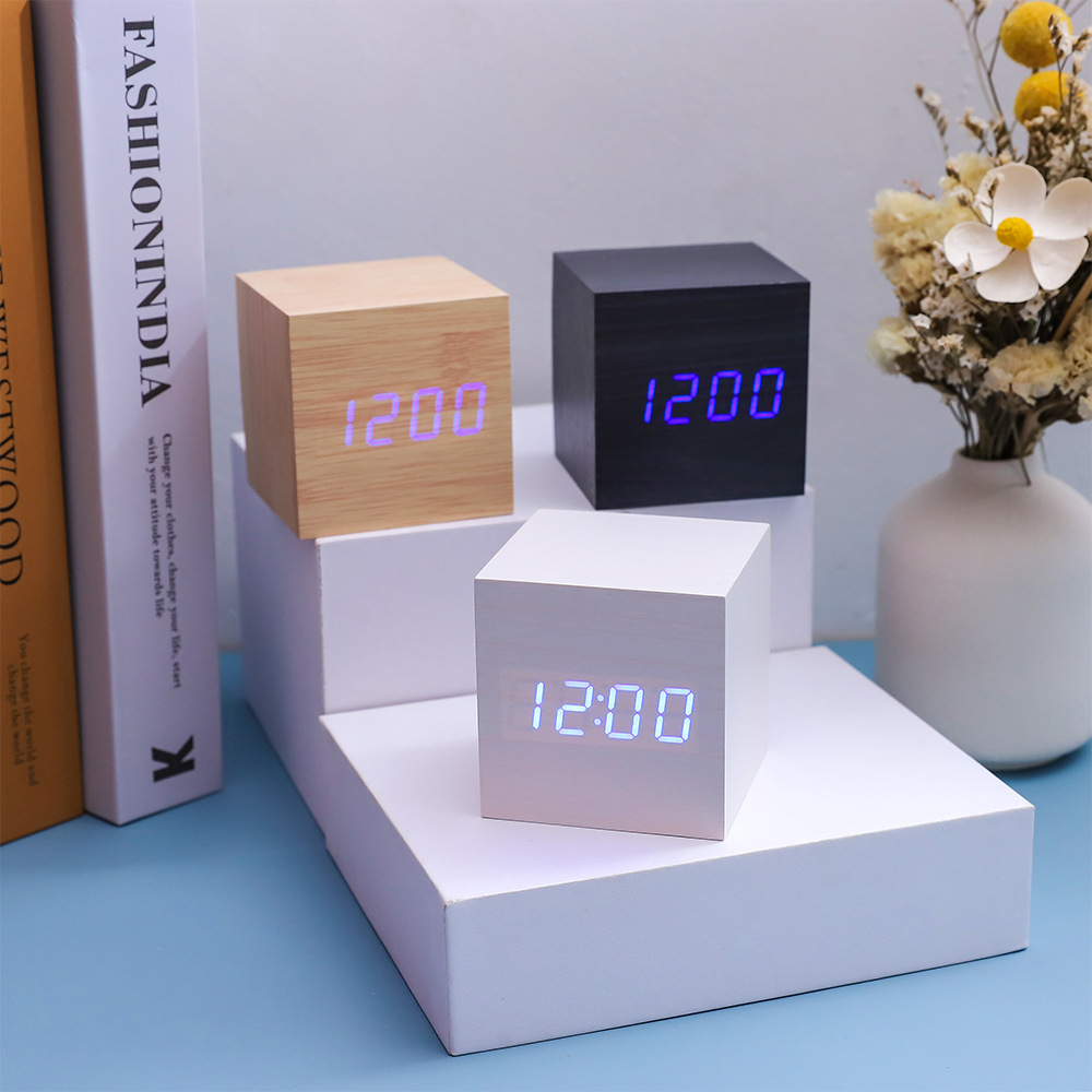 LED smart voice-controlled wooden clock, square compact digital display temperature and humidity electronic alarm clock, multi-color electronic clock