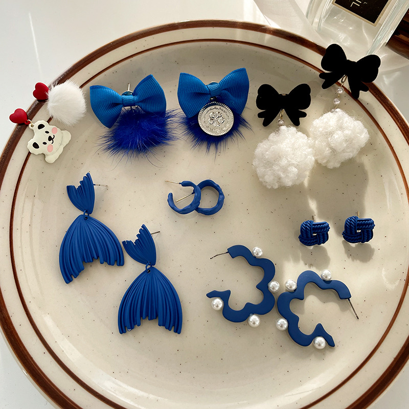 Returning welfare collection ear accessories hair accessories necklace bracelet ring