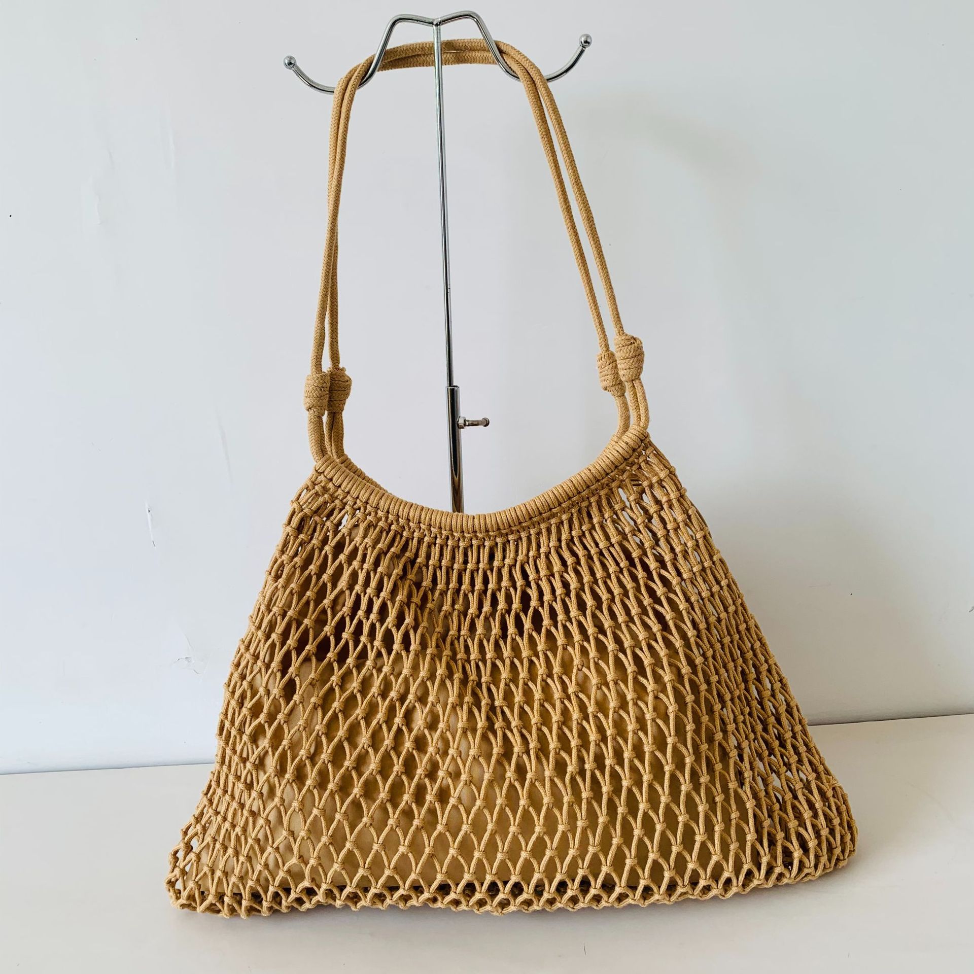 Hand-woven cotton fishing net bag, hollow mesh tote bag, large capacity tote bag, vacation style beach bag