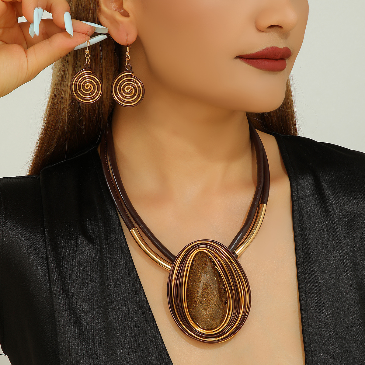 Spanish aluminum strip leather rope resin teardrop pendant necklace and earring set accessories necklace