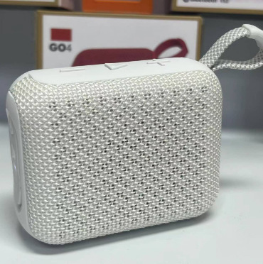 New GO4 Outdoor Portable Wireless Bluetooth Speaker Subwoofer High Sound Quality Card Outdoor Convenient