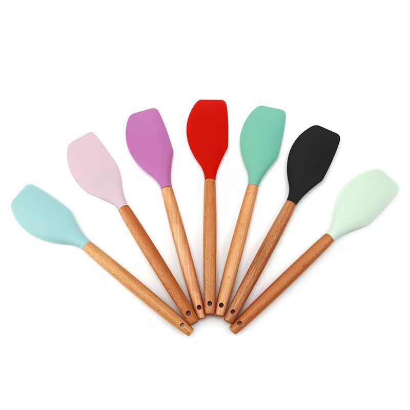Wood handle silicone kitchen tool 12-piece set with storage bucket, food-grade high-temperature resistant, non-stick pan specific kitchen tools