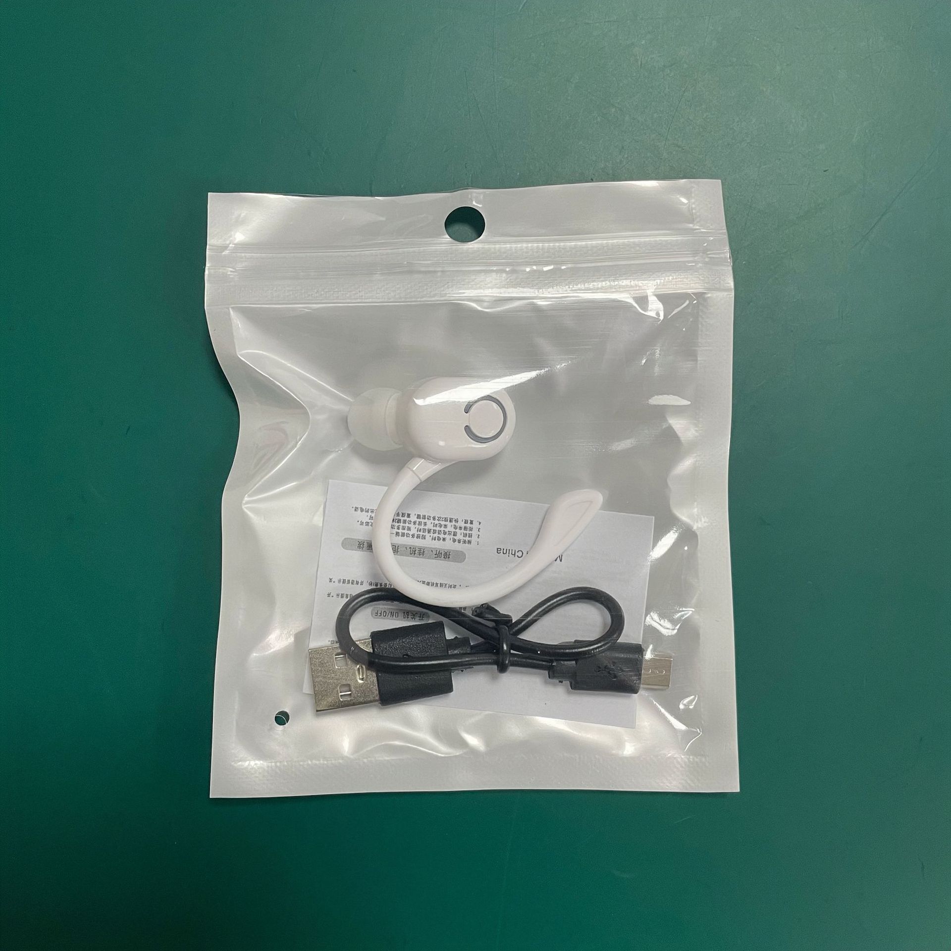 W6 Bluetooth earphones, open-ear style, noise reduction, wireless, Huaqiangbei, stereo, clip-on style, non-in-ear, ultra-long battery life