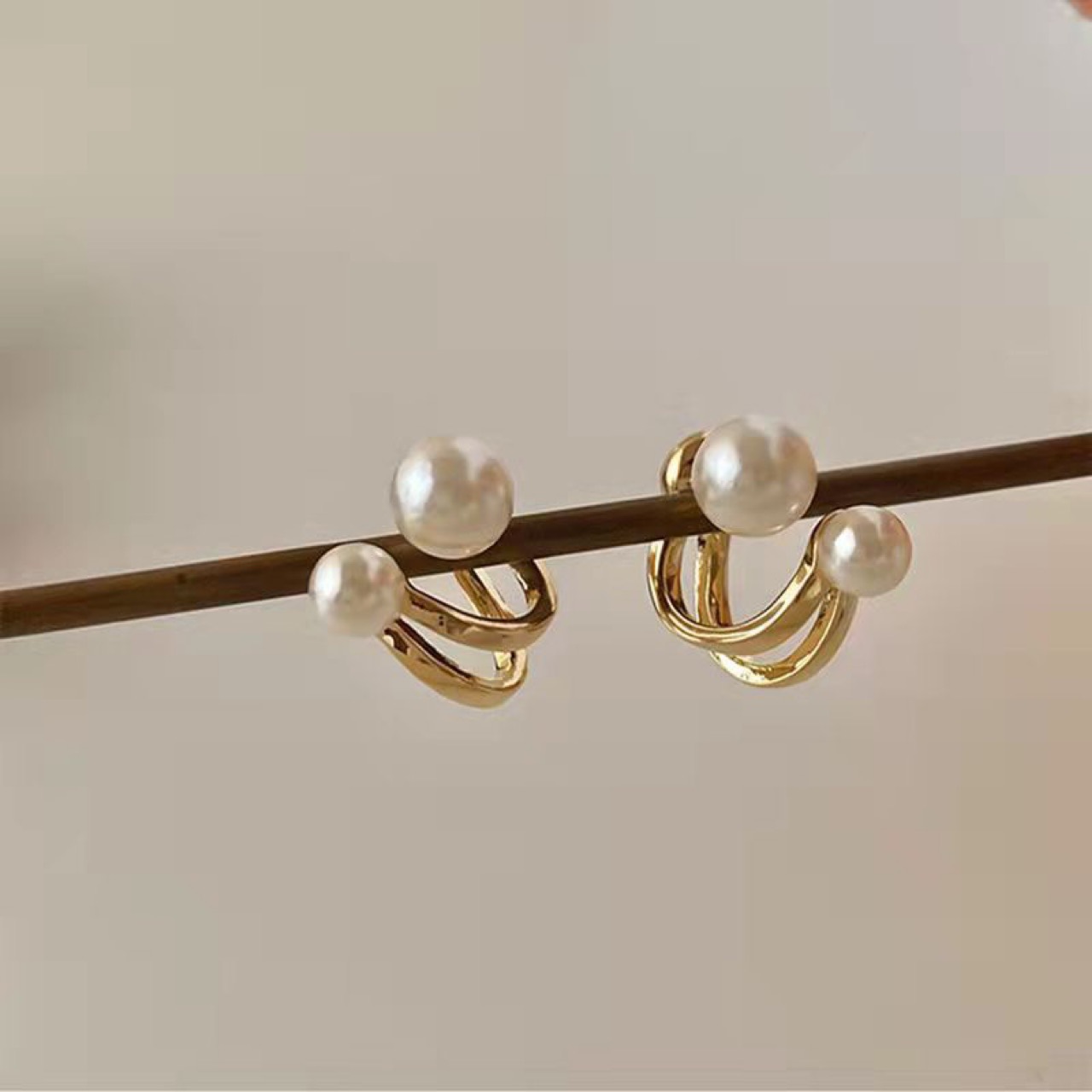 One or two wear natural freshwater pearl stud earrings niche minimalist ear accessories for women