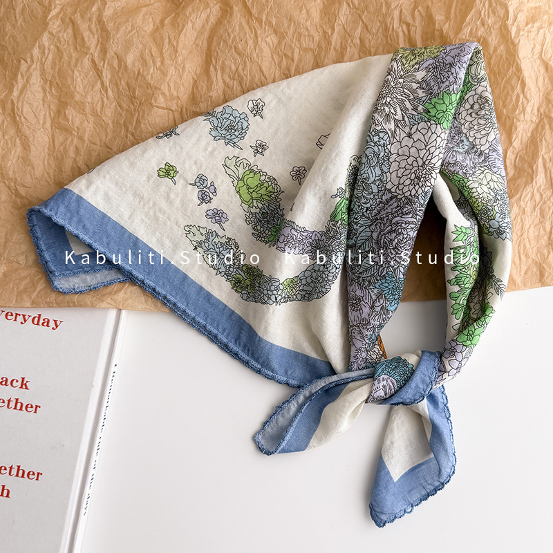 Cartoon cute small square scarf, triangle headwrap sun protection silk scarf for women and children, neck protection, hair band, gauze scarf, thin scarf