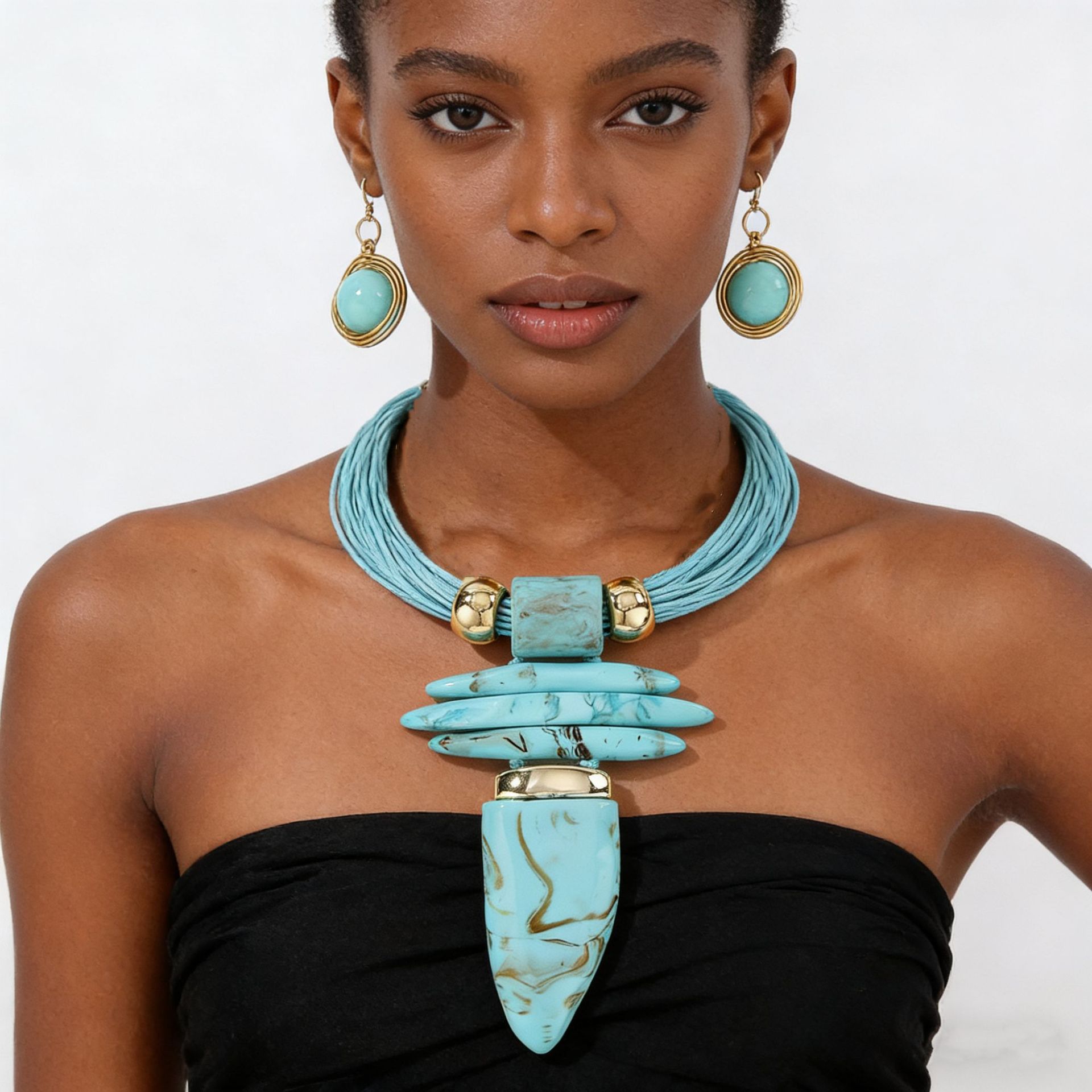 Resin horn pendant necklace and earring set exaggerated accessories necklaces